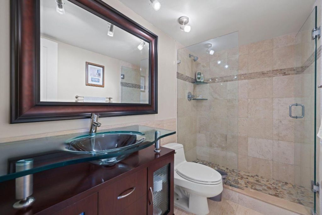 1021 Hillsboro Mile, Unit 504, Hillsboro Beach, FL 33062 Photo