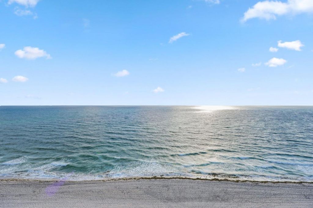 1021 Hillsboro Mile, Unit 504, Hillsboro Beach, FL 33062 Photo