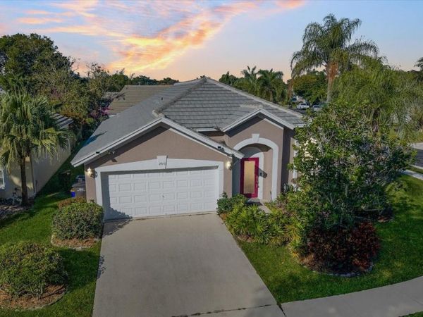 2010 Normandy Cir, West Palm Beach, FL 33409