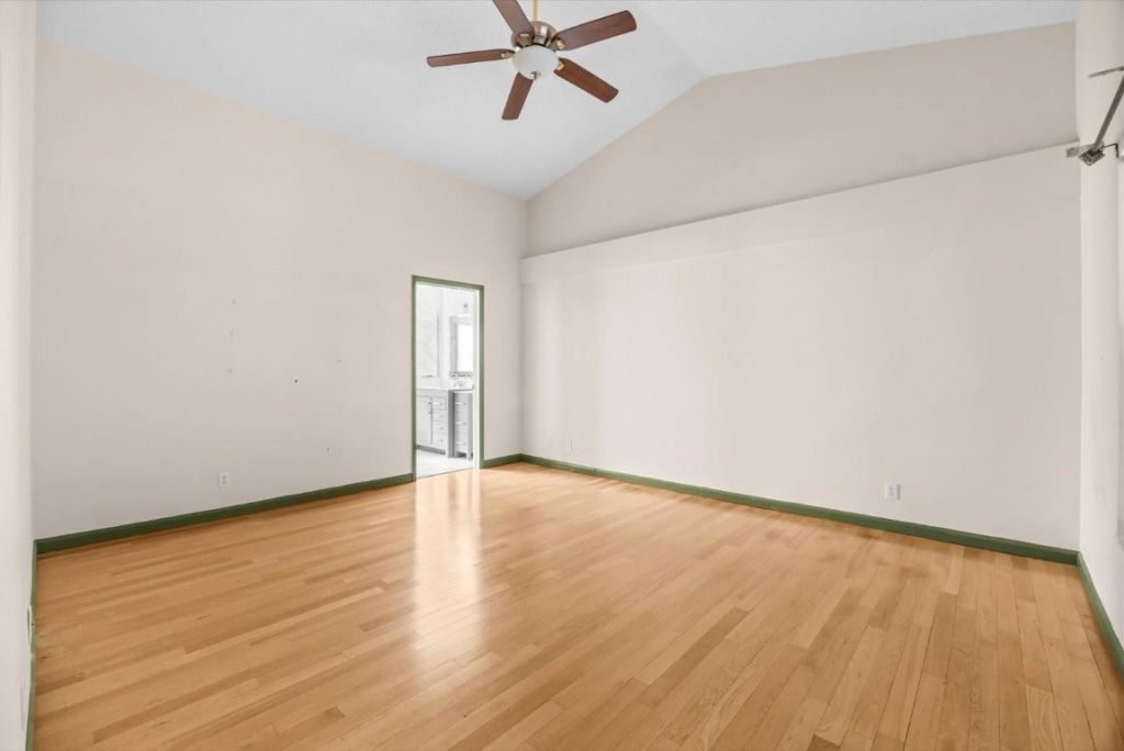 2010 Normandy Cir, West Palm Beach, FL 33409 Photo