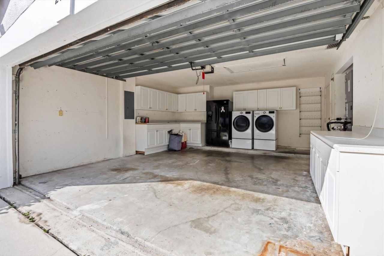 2010 Normandy Circle, West Palm Beach, FL 33409 Photo