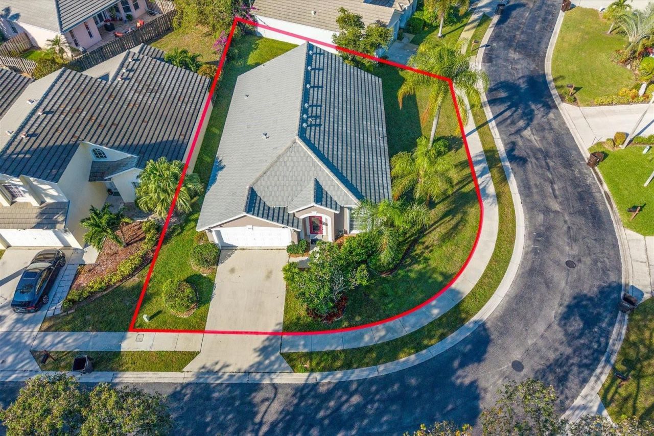 2010 Normandy Circle, West Palm Beach, FL 33409 Photo