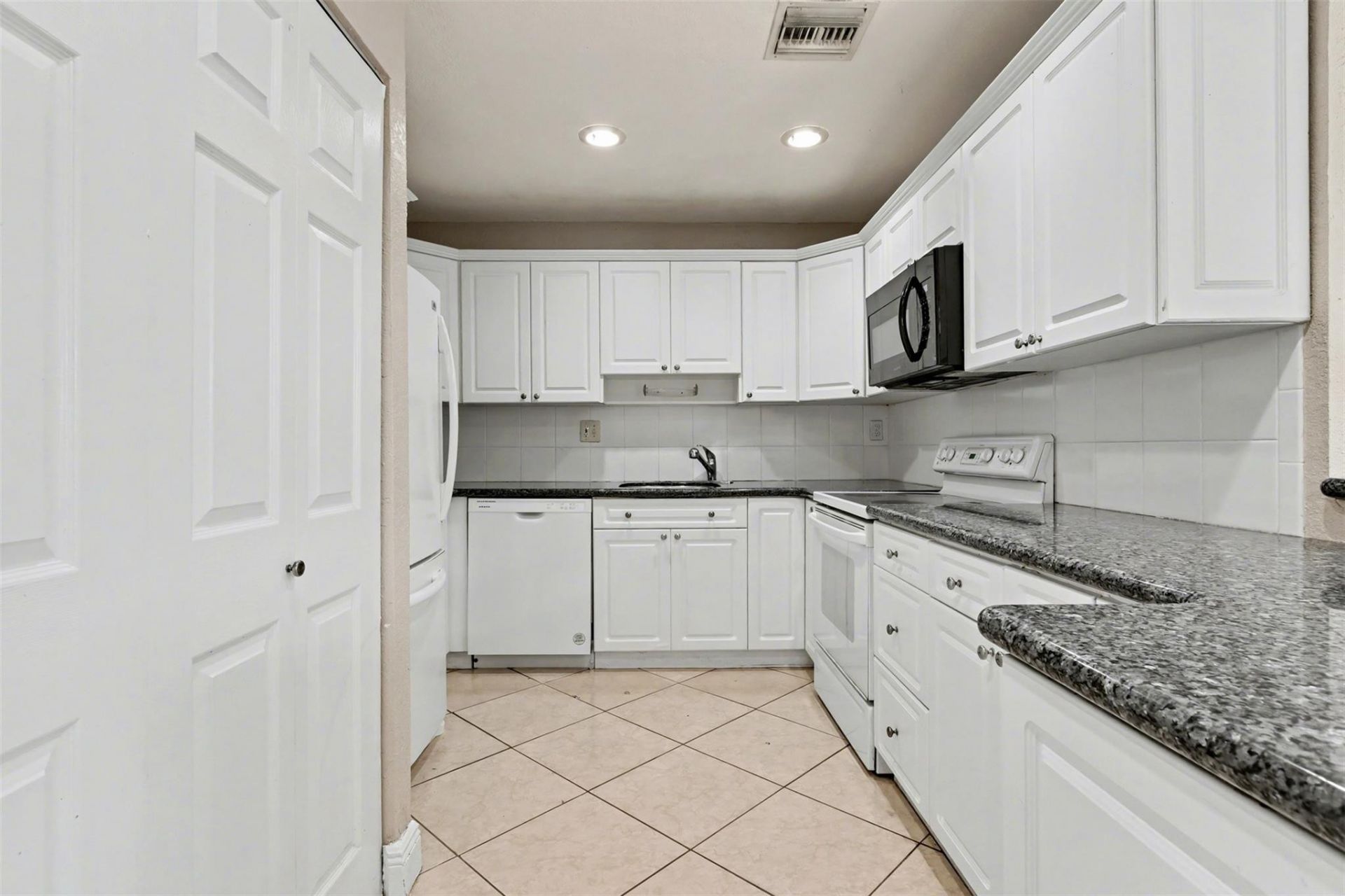 1874 SW 81st Lane, Unit 1874, Davie, FL 33324 Photo
