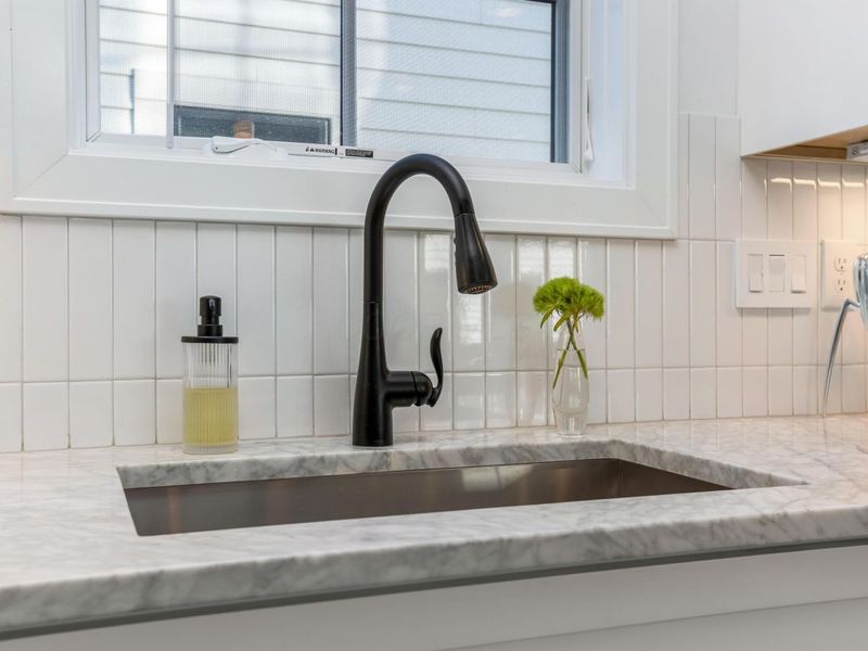 289 E Greenwood Avenue, Columbus, OH 43201 Photo 11