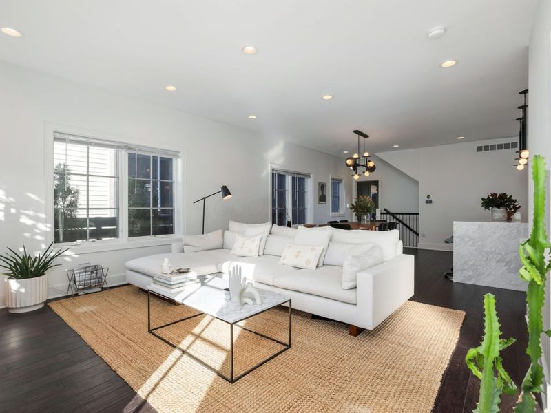 289 E Greenwood Avenue, Columbus, OH 43201 Photo 17