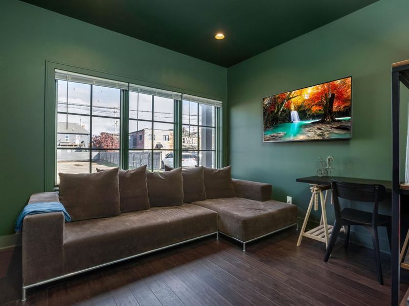 289 E Greenwood Avenue, Columbus, OH 43201 Photo 22