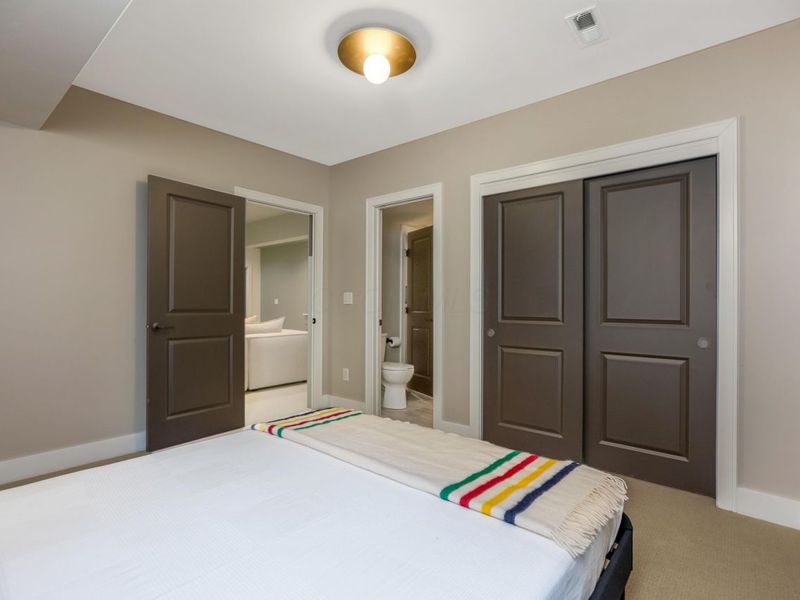 289 E Greenwood Avenue, Columbus, OH 43201 Photo 48