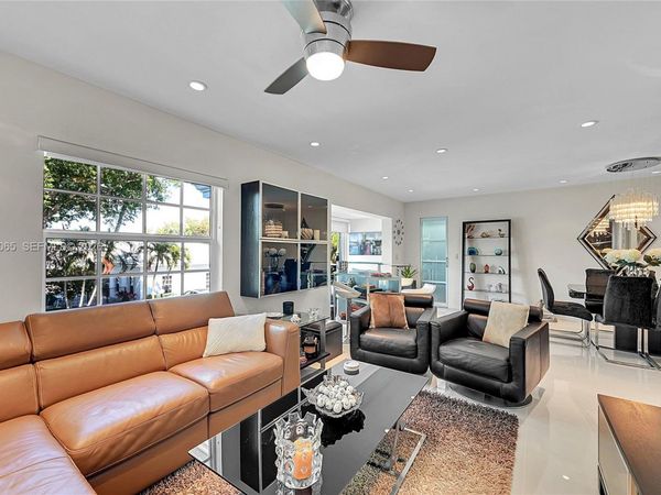 6261 Bay Club Dr, Unit 4, Fort Lauderdale, FL 33308