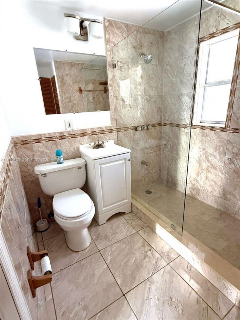 1207 Marseille Dr, Unit 29, Miami Beach, FL 33141 Photo