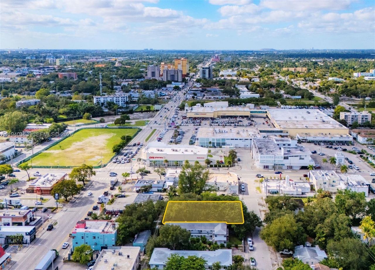 630 NE 80th St , Miami, FL 33138 Photo