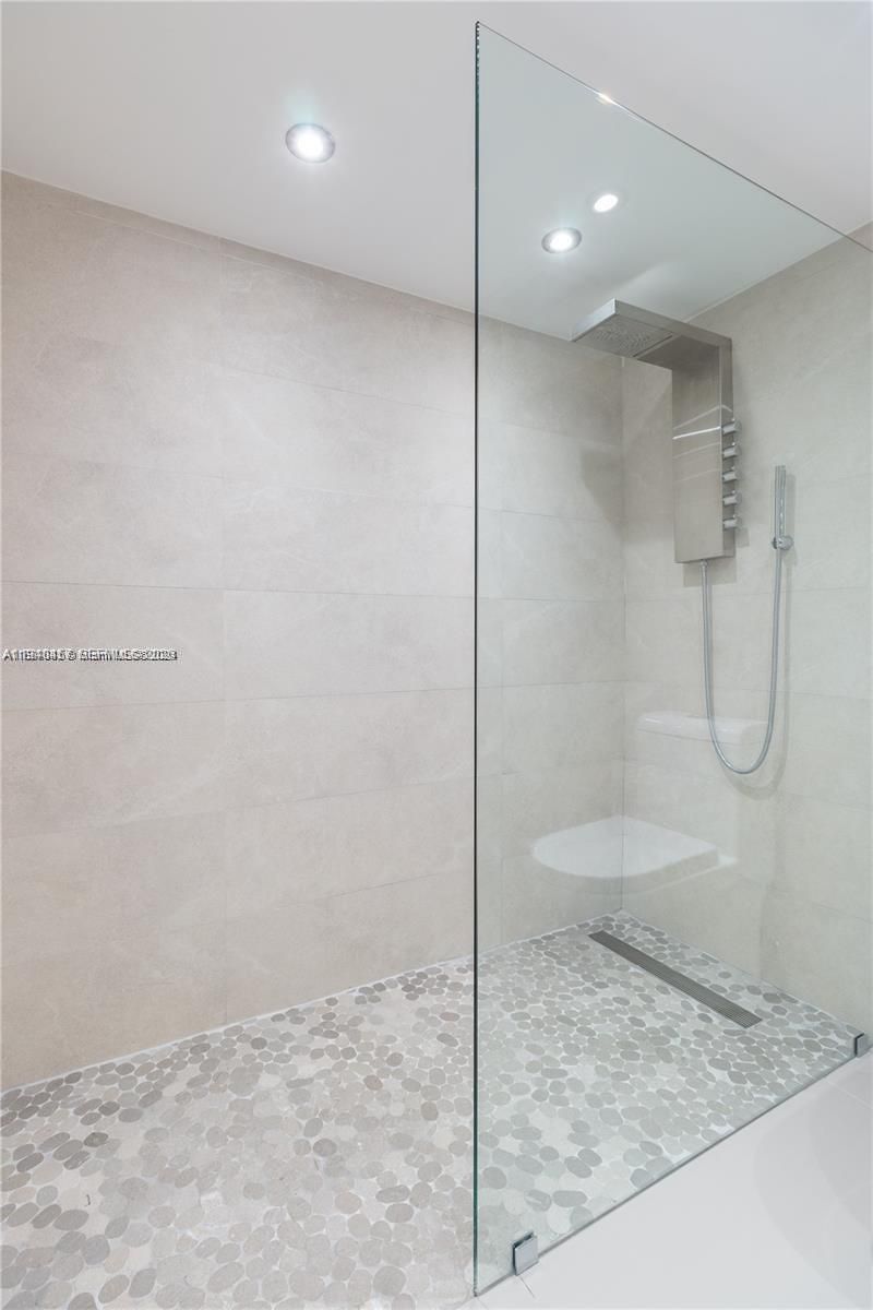 Please Call For Address, Unit 807, Miami, FL 33181 Photo