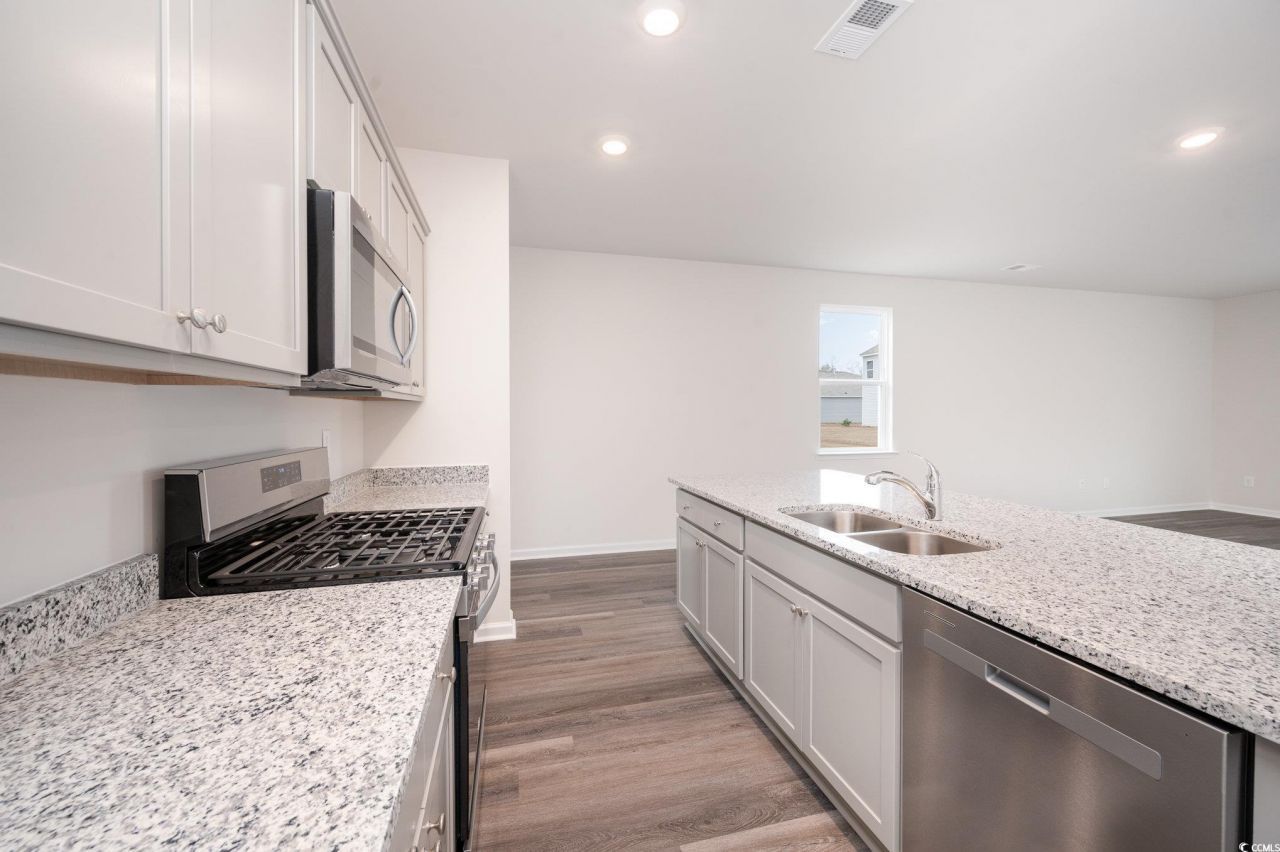 2745 Riverboat Way Photo 5