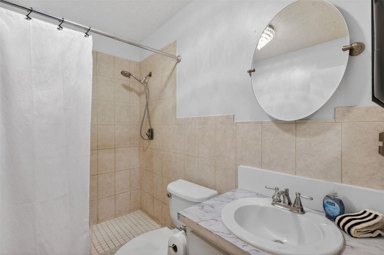 9883 88th Way, Seminole, FL 33777 Photo