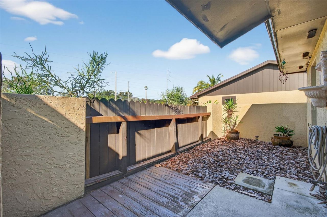 9883 88th Way, Seminole, FL 33777 Photo