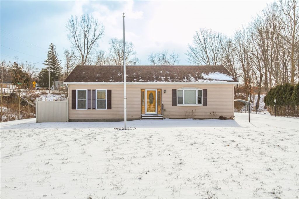 8509 Brookview Dr Drive, Honeoye, NY 14471 Main Photo