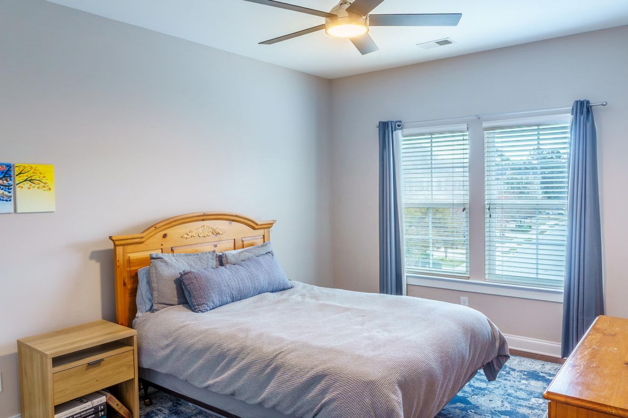 229 Slipper Shell Court Photo 15