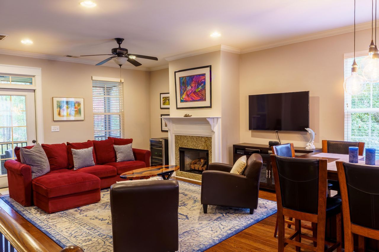 229 Slipper Shell Court Photo 5