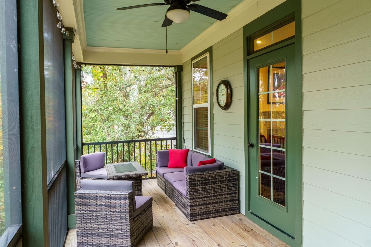 229 Slipper Shell Court Photo 7