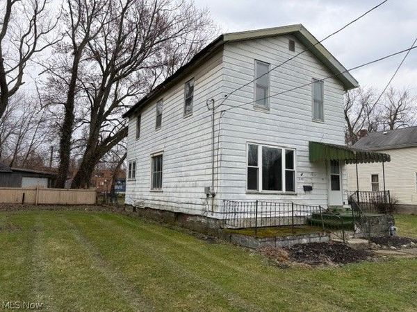 622 W 35th Street, Ashtabula, OH 44004