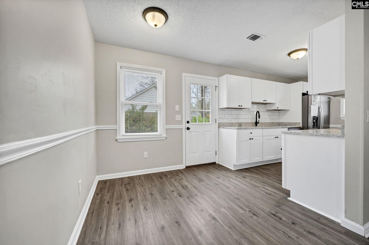 325 Parlock Road Photo 14