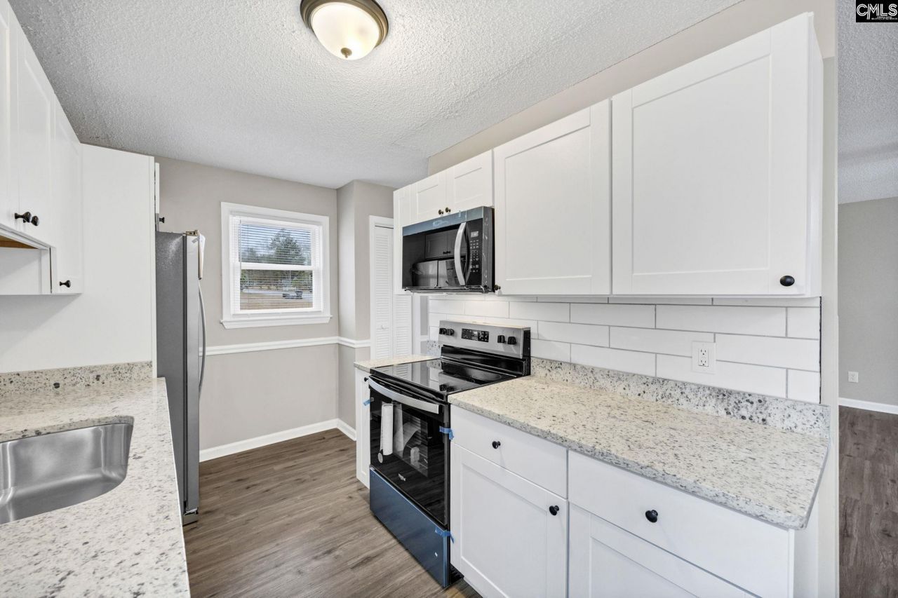 325 Parlock Road Photo 17