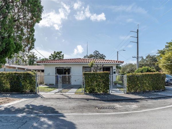 4296 NW 2nd Ter, Miami, FL 33126