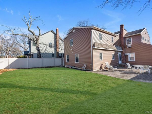 303 Oak Street, South Hempstead, NY 11550