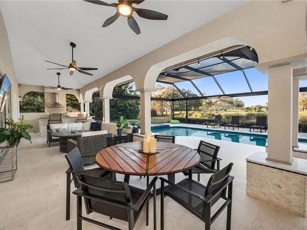 2041 Prince DR, NAPLES, FL 34110