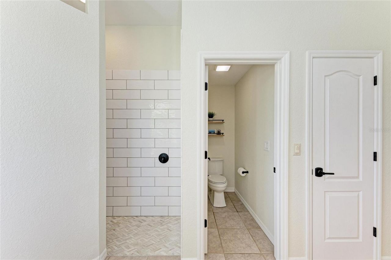 1333 Oak Point Court, Venice, FL 34292 Photo