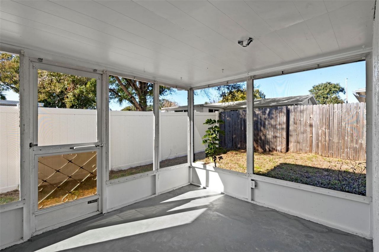 5253 Falcon Drive, Holiday, FL 34690 Photo