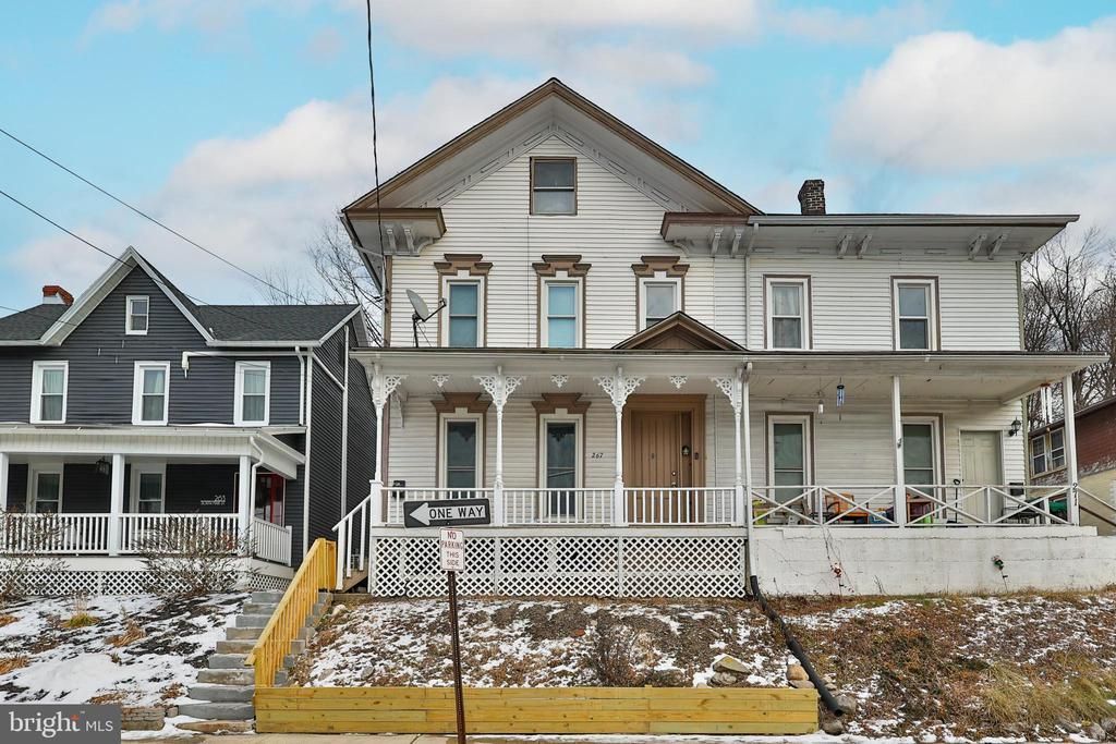 267 S Main Street, Bangor, PA 18013 Main Photo