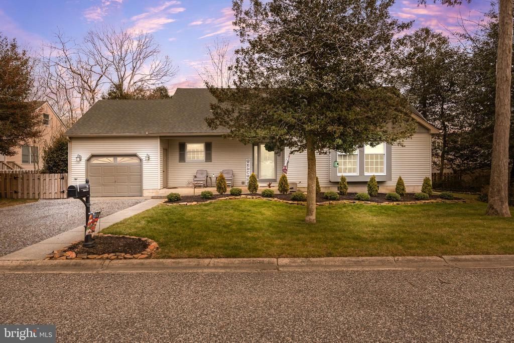 14 Thistle Lane, Cape May, NJ 08204 Main Photo