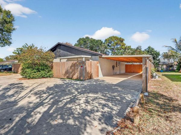 5785 SE Collins Avenue, Stuart, FL 34997