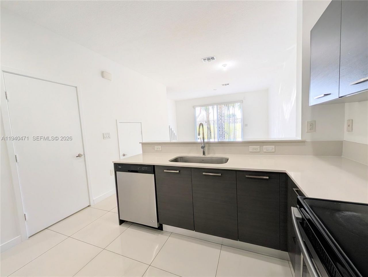 3484 NW 13th St, Unit 3484, Lauderhill, FL 33311 Photo