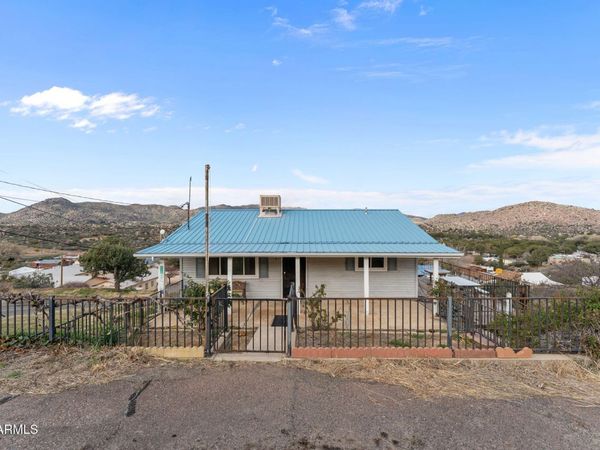 22876 S Crest, Yarnell, AZ 85362