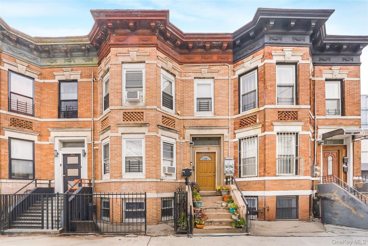 200 New Jersey Avenue, Brooklyn, NY 11207 Main Photo