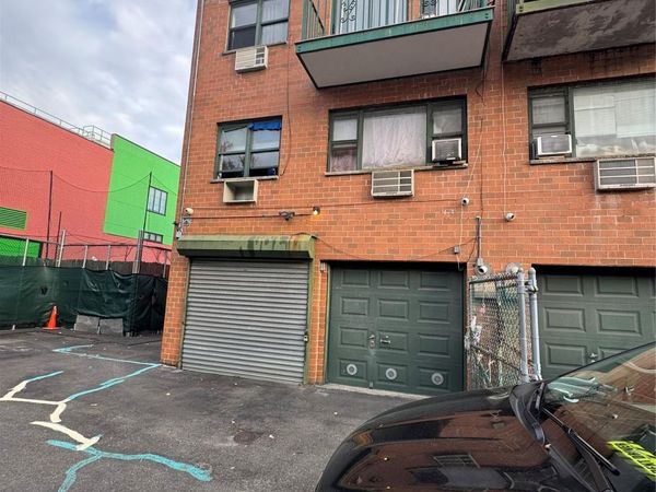 34-26 10th Street, Astoria, NY 11106