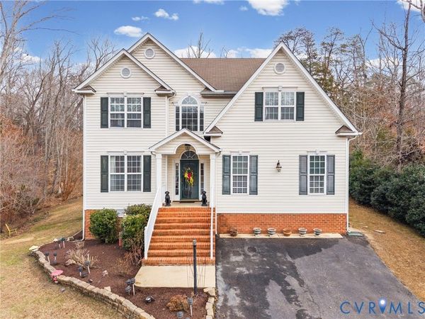 116 Jesse's Way, Farmville, VA 23901