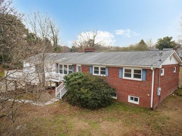 4000 Donna Road, Raleigh, NC 27604