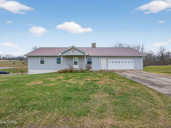 3614 Muddy Pond Rd, Monterey, TN 38574