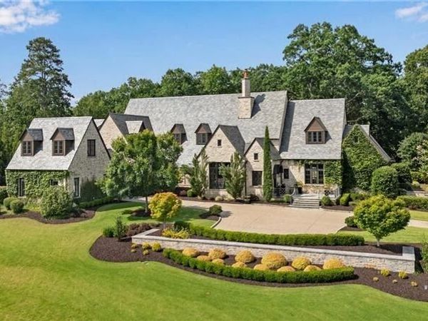 560 Lost River Bend, Milton, GA 30004