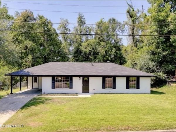 108 Spring Ridge Drive, Vicksburg, MS 39180