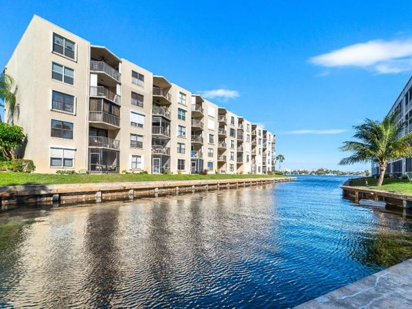 896 N Federal Highway, Unit 530, Lantana, FL 33462