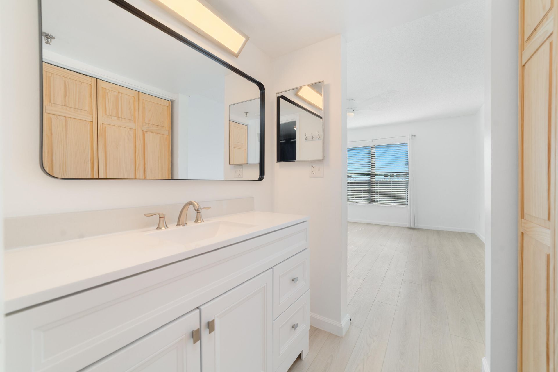 896 N Federal Highway, Unit 530, Lantana, FL 33462 Photo