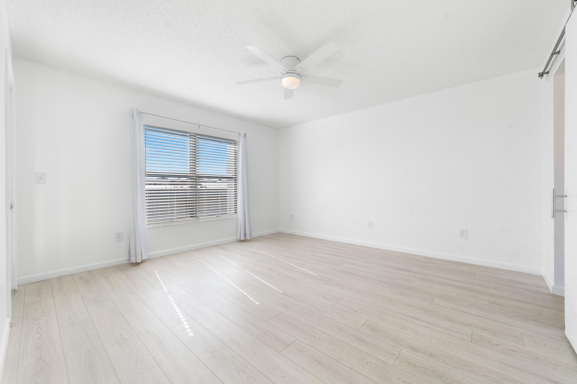 896 N Federal Highway, Unit 530, Lantana, FL 33462 Photo