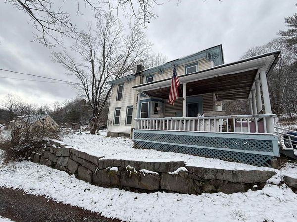 511 VT Route 25, Topsham, VT 05076