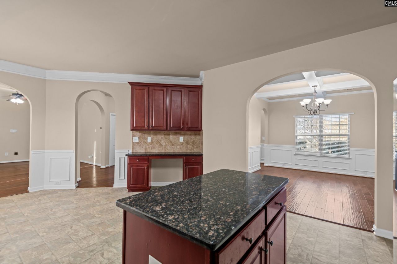 506 Moulton Way Photo 12