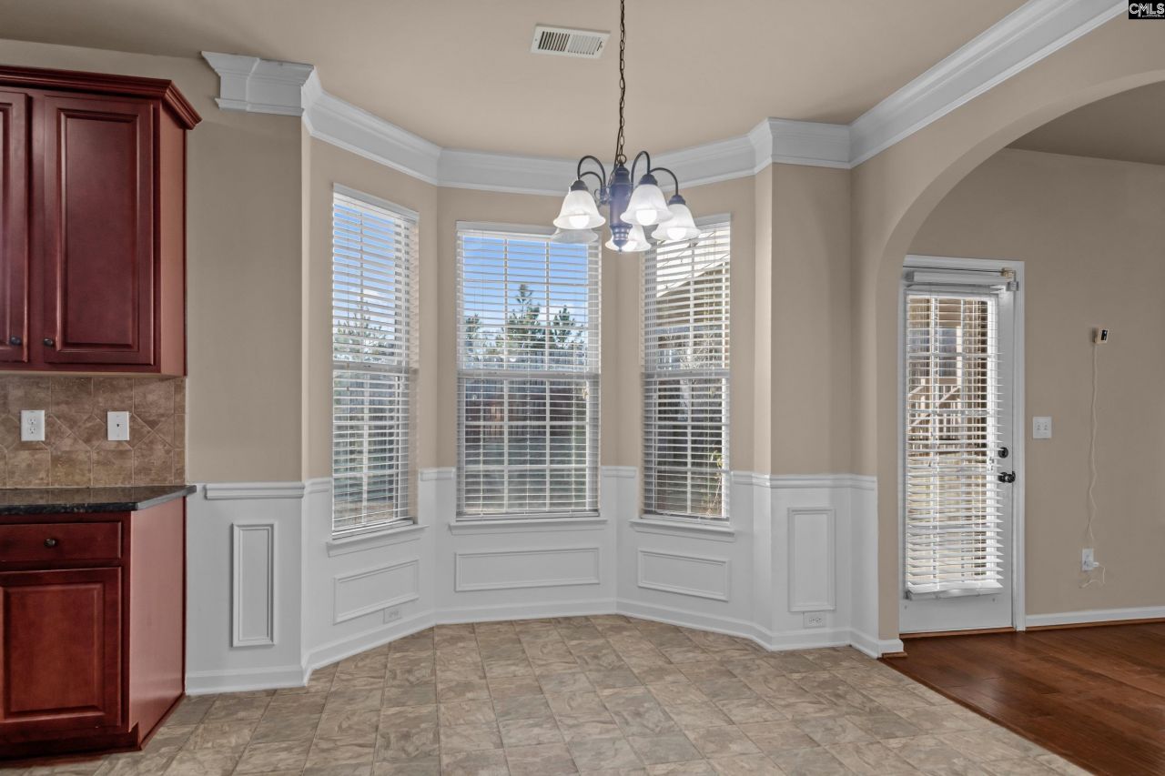 506 Moulton Way Photo 14