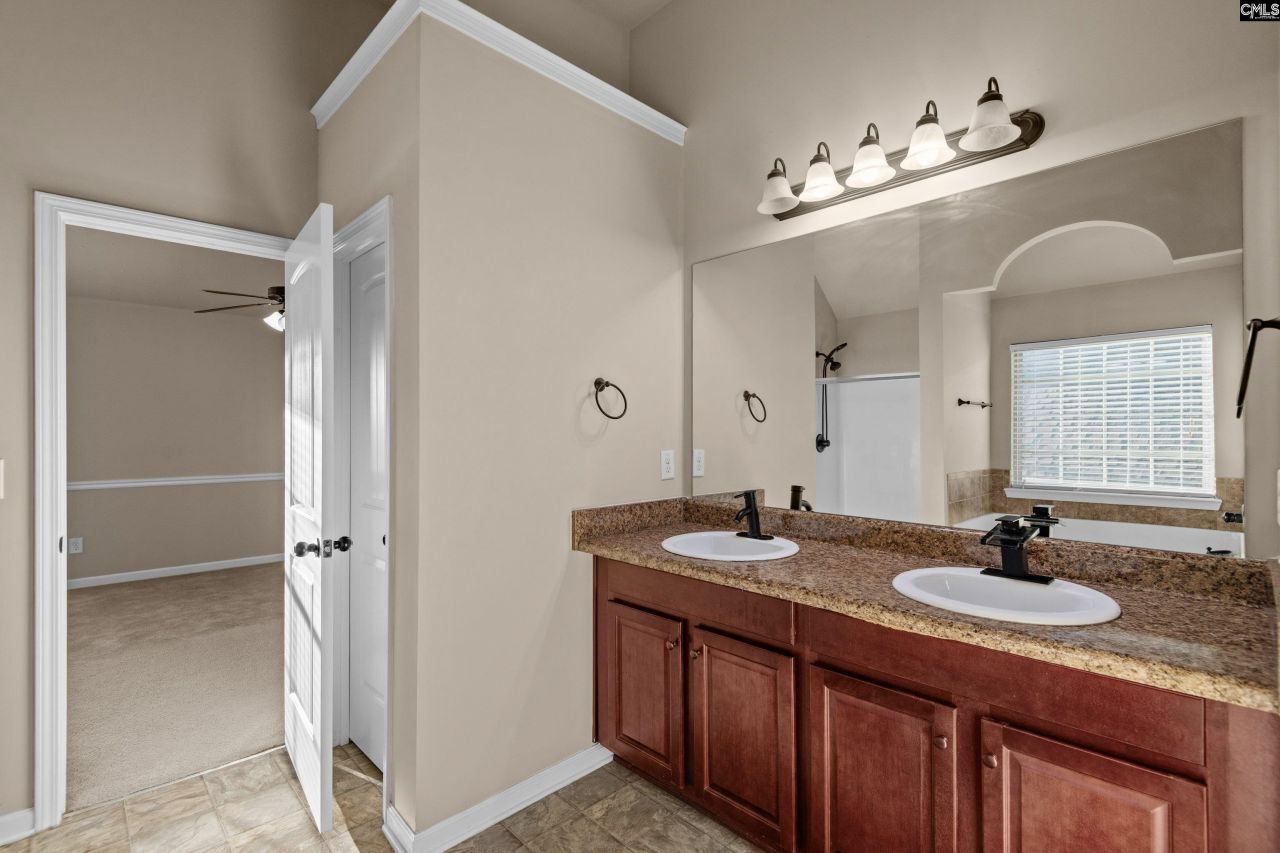 506 Moulton Way Photo 25