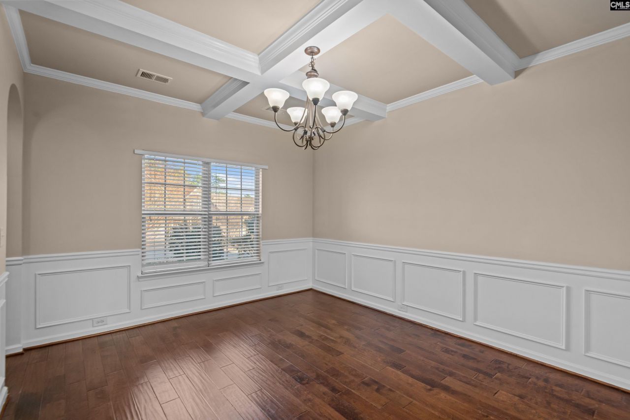 506 Moulton Way Photo 6